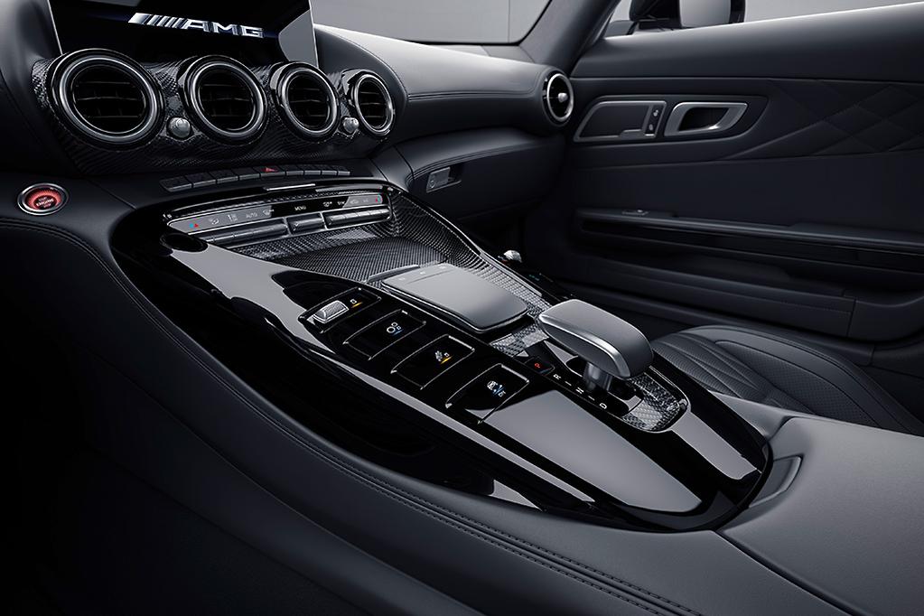 Mercedes Benz AMG GT C. 2020