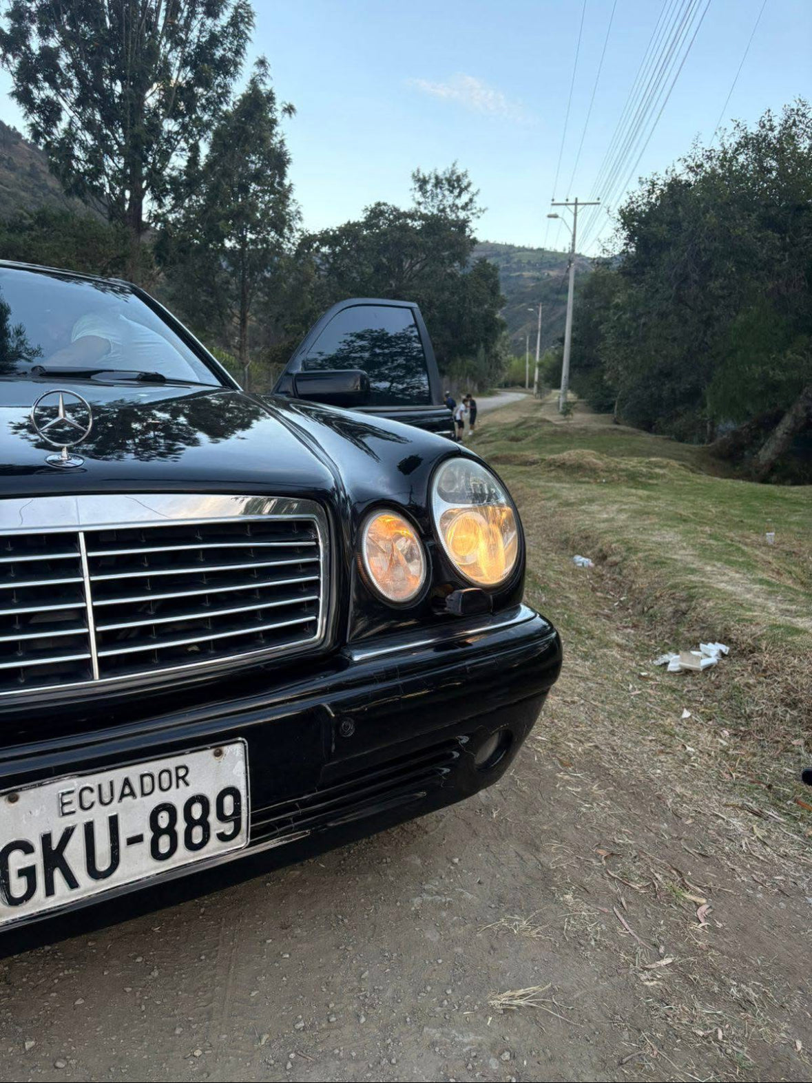 Mercedes Benz E320 AMG Avantgarde. 1998